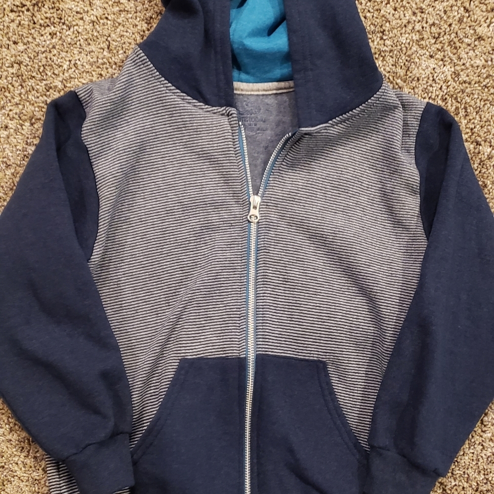 NWOT boys size 8 medium zippy